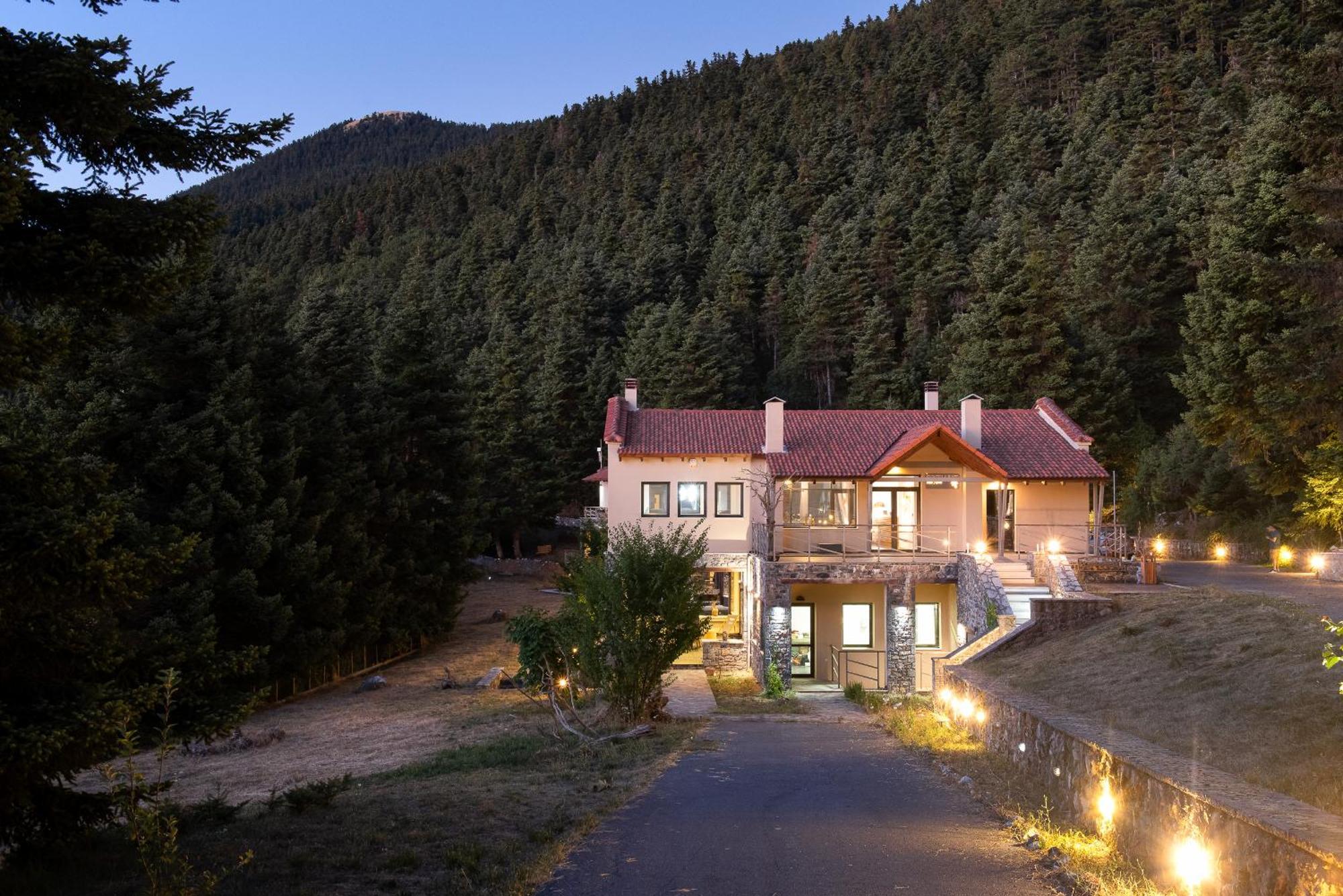 Natura Hotel Vytina Exterior photo