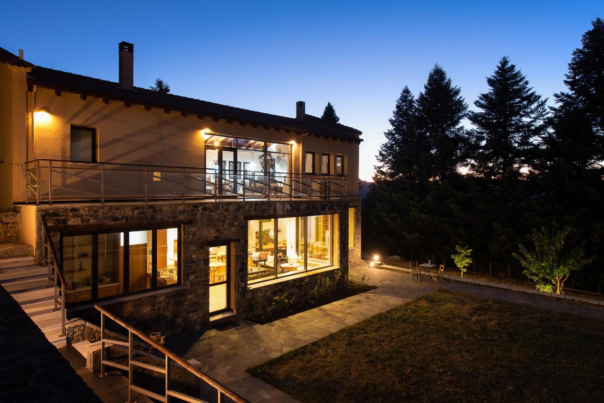 Natura Hotel Vytina Exterior photo