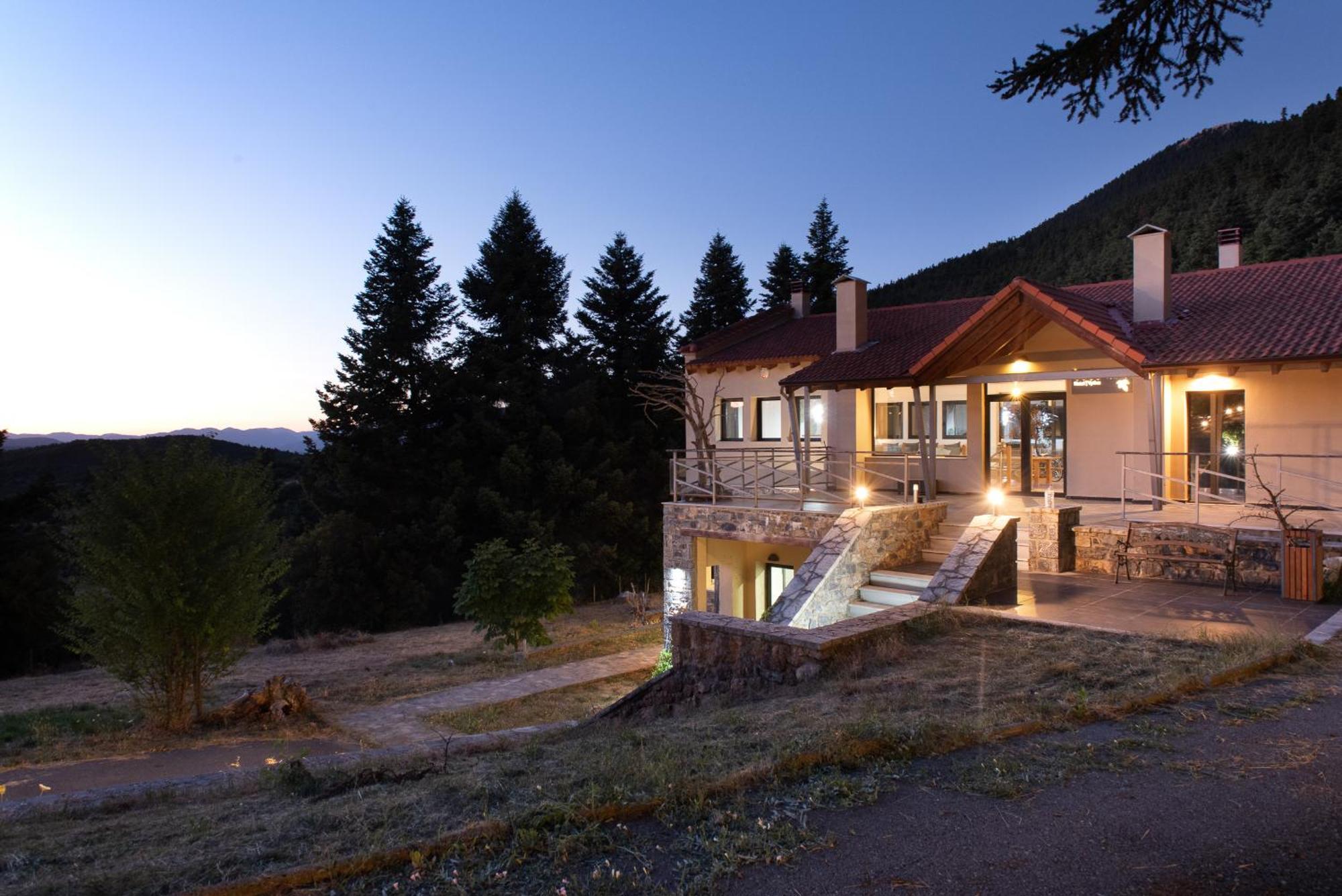 Natura Hotel Vytina Exterior photo